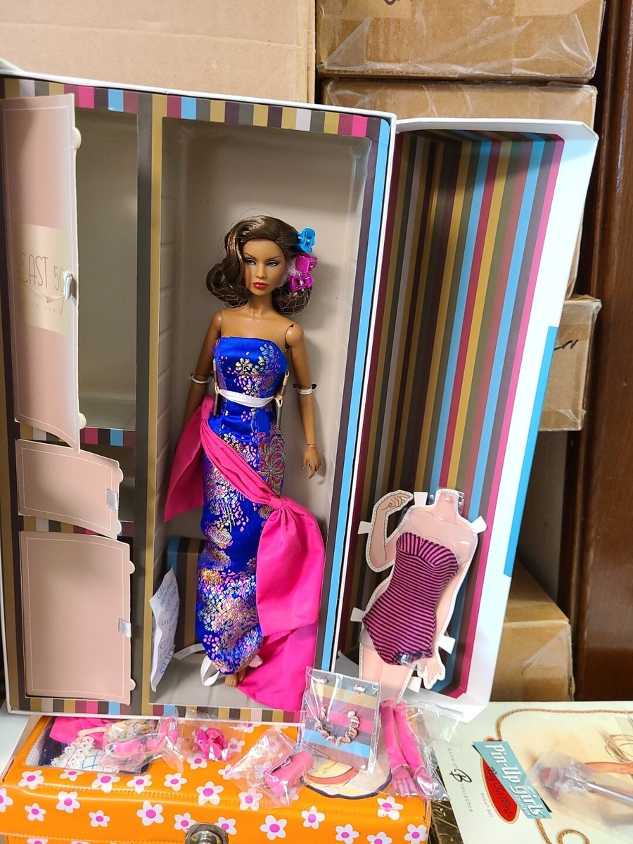 Integrity Toys East 59th Lady Aurelia Gray Opera on The 5th Nude  