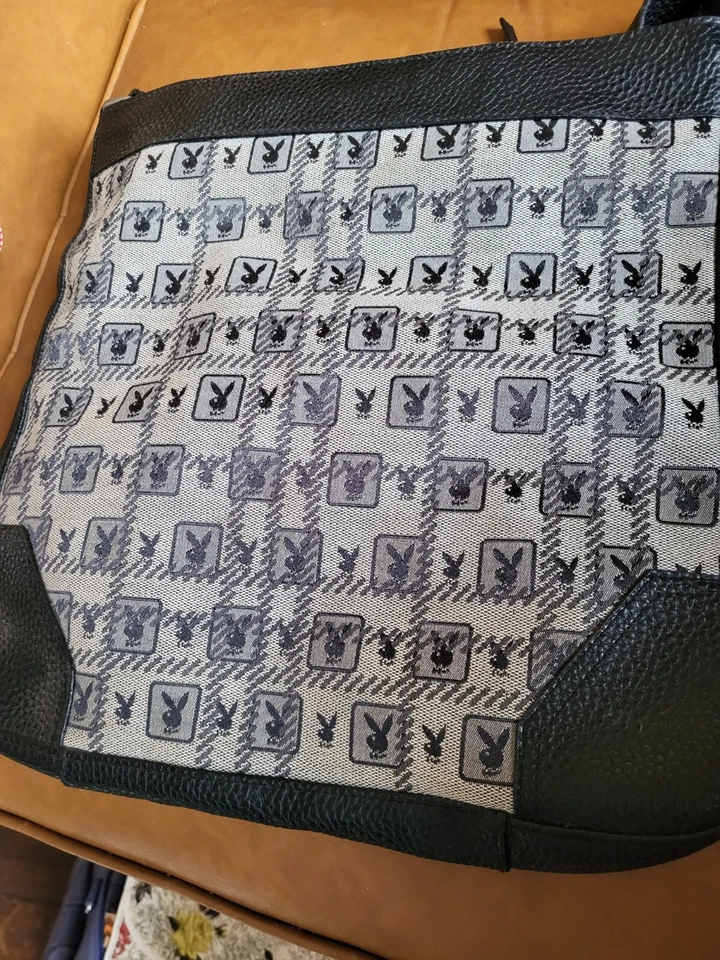 Super Looking Playboy Large Shoulder Bag Y2K - Image 2 of 4