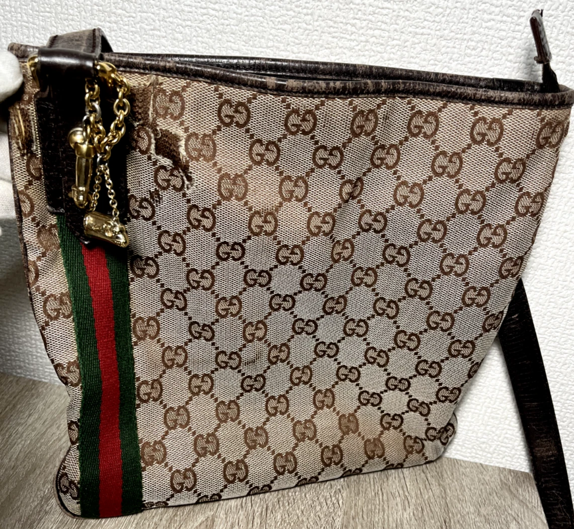 Authentic vintage gucci crossbody bag Clearance