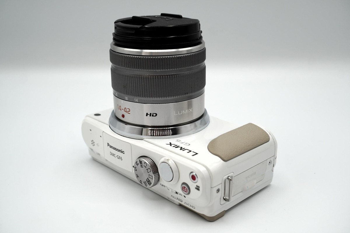 Panasonic LUMIX DMC-GF6 3.5-5.6 14-42mm 4.0-5.6 45-150mm