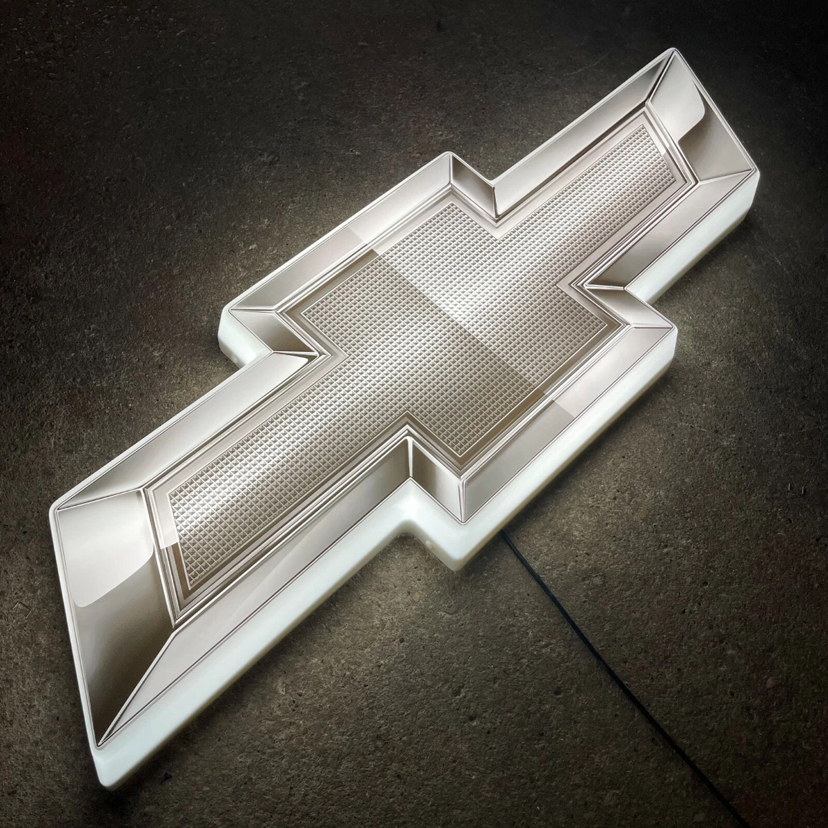 Chevy bowtie light deals