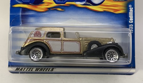 Hot Wheels 1935 Cadillac Gold Collector No. 115 - Picture 2 of 8