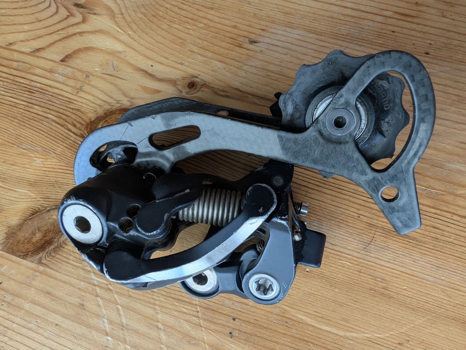 Shimano XTR M972 Shadow Carbon 9-Speed Rear Derailleur (Broken Cage) - Image 3 of 4