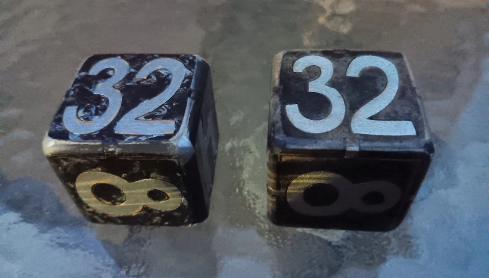 Lote de 2 cubos dobles artísticos de madera de color negro de 1 3/8 pulgadas, ¡bonitos! Foto 2 de 4