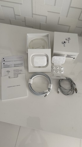 Apple AirPods Pro 2nd Gen. (not Working) FOR PARTS