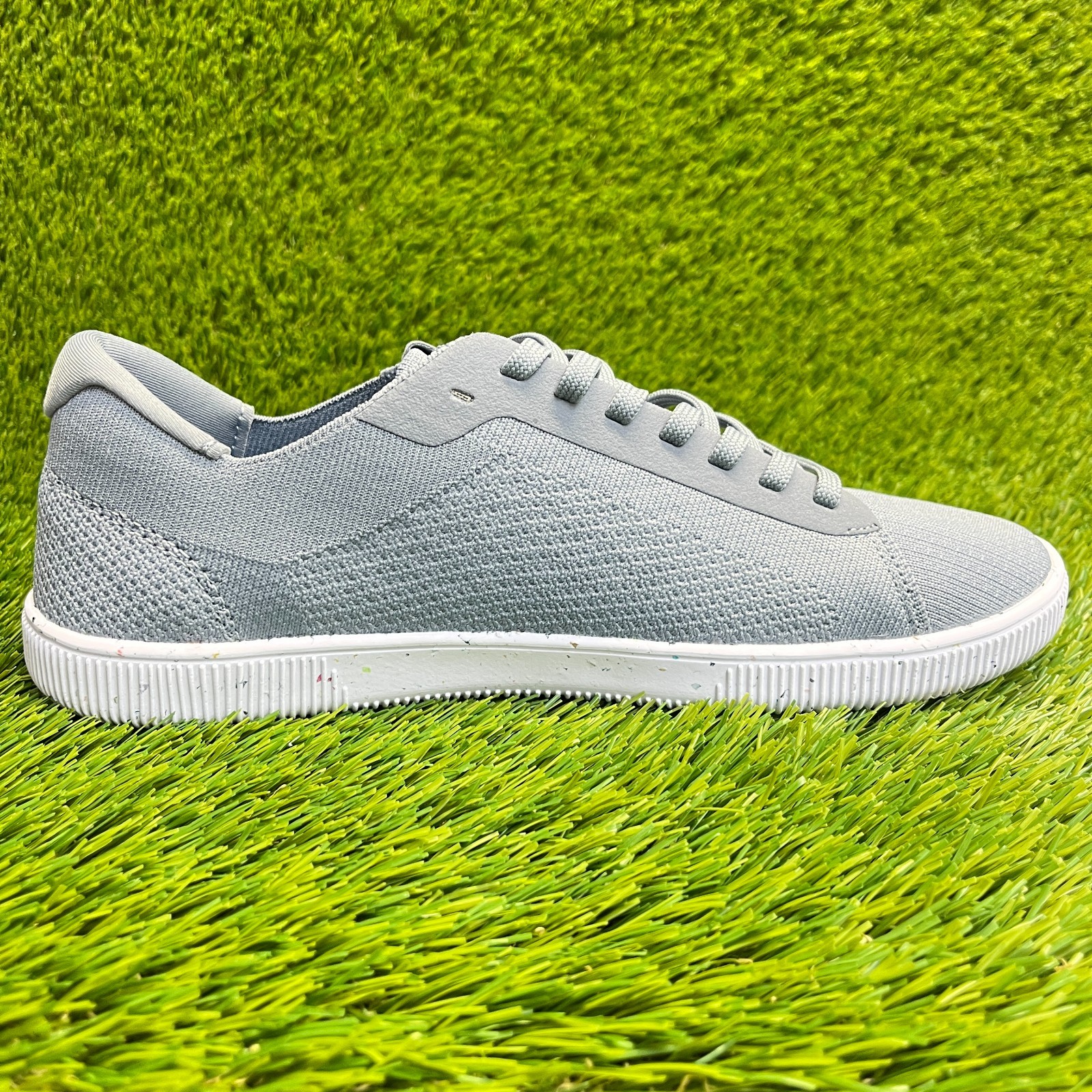 Flux Adapt Trainer Gray White Mens Size 9.5 Womens Size 10.5 Athletic Knit Shoes