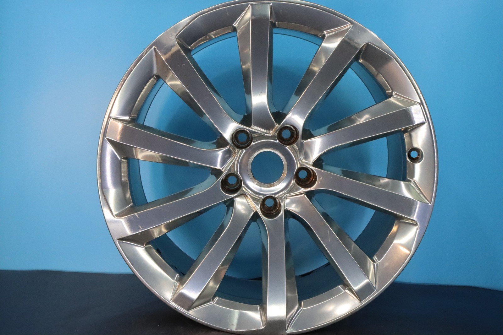 Bentley Bentayga 2015 16 17 18 19 20 21 22 2023 20" OEM Rim Wheel 36A601025
