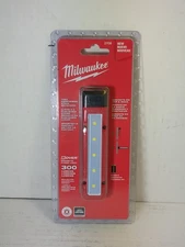 Milwaukee Tool 2108 Rover Led Magnetic Flood Light (300 Lumens)