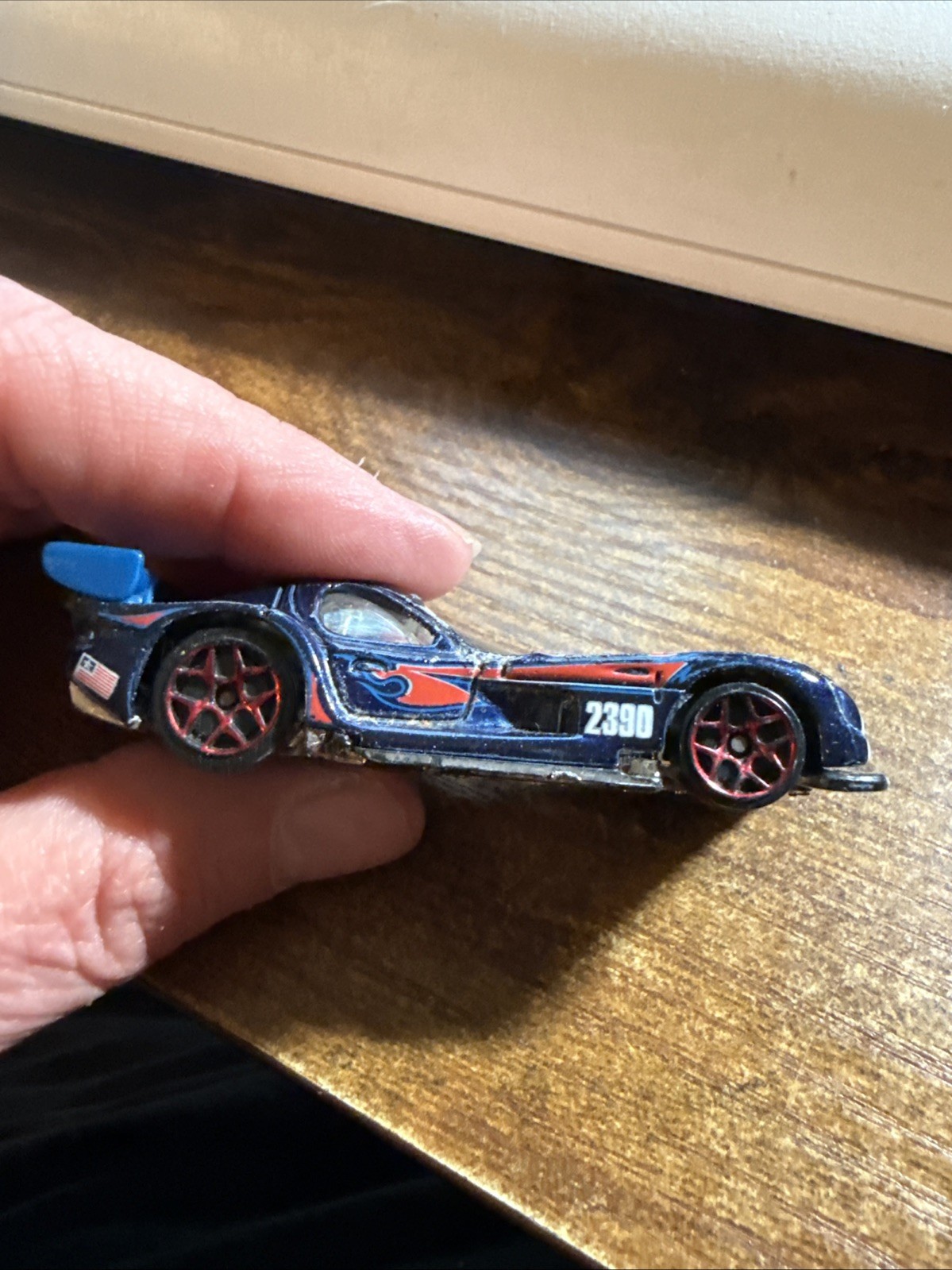 Hot Wheels 2009 Metalflake Blue Panoz GTR-1 2390 '09 Hot Wheels Racing #70/1:64