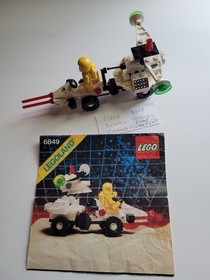 Vintage LEGO Classic Space, Lot 1557, 1558, 1580, 6801, 6822, 6823, 6827, 6849