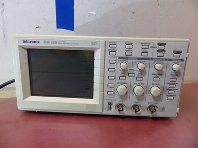 Digital Oscilloscope 1 Msa/S TDS220 100Mhz 2 Channel Tested Tektronix qp