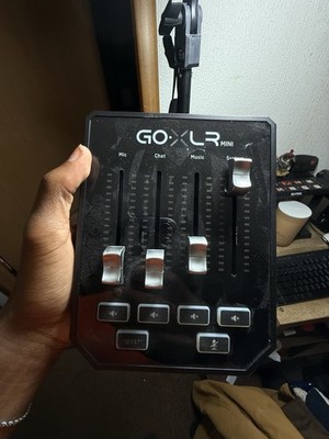 TC Helicon GoXLR MINI Online Broadcast Mixer with USB/Audio Interface