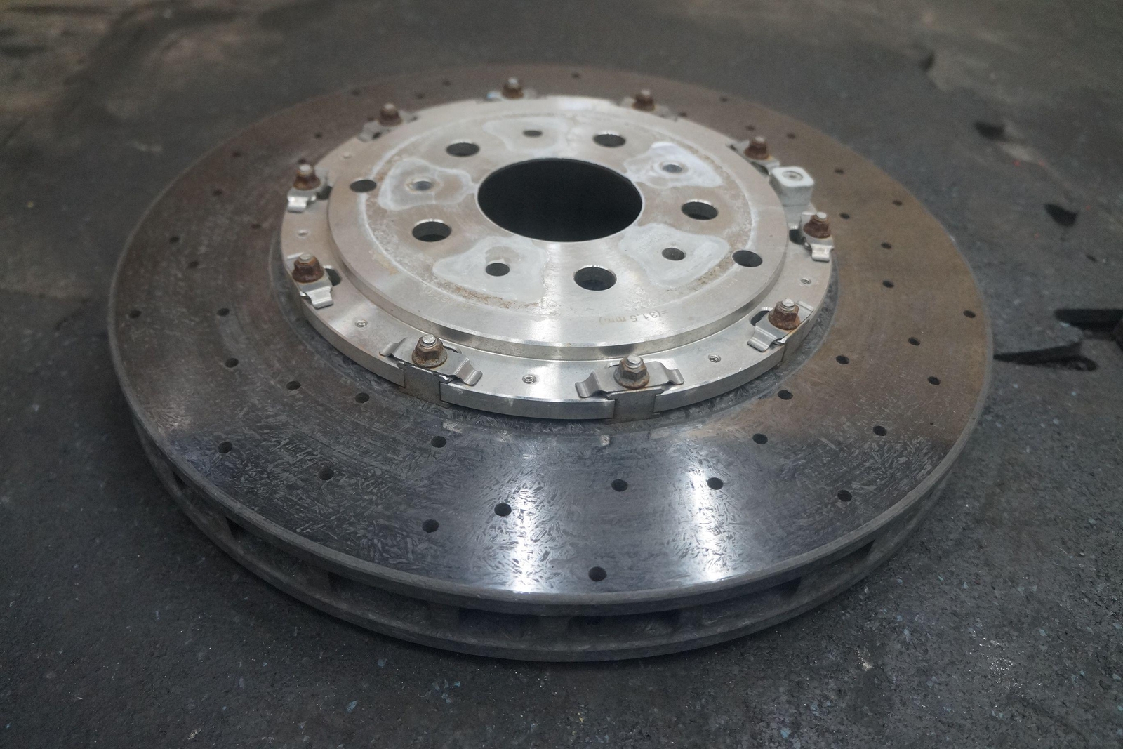 Rear Left or Right Ceramic Brake Disc Rotor 257102 304561 Ferrari California 10