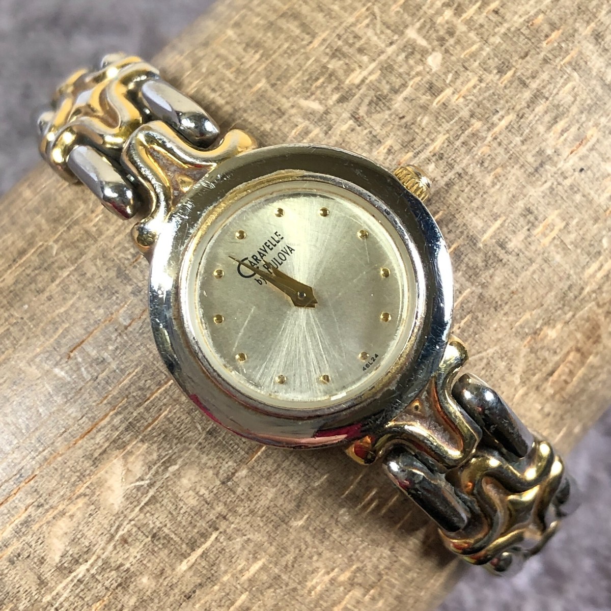 Caravelle By Bulova Woman Dress Two Tone Round 20mm Quartz  display picture 1