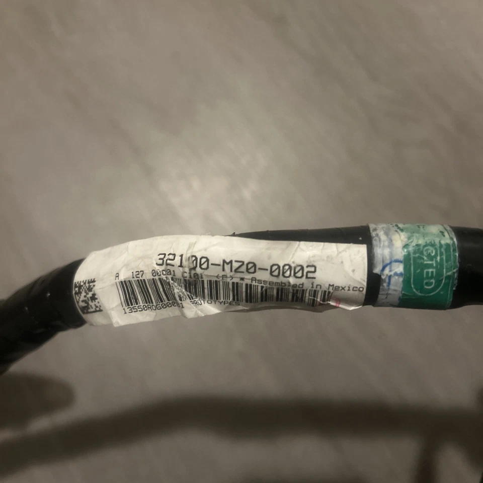 *NUEVO* HONDA VALKYRIE 1500 GL1500C 1998 ARNÉS DE CABLEADO PRINCIPAL 32100-MZ0-0002 *NUEVO* Foto 2 de 3