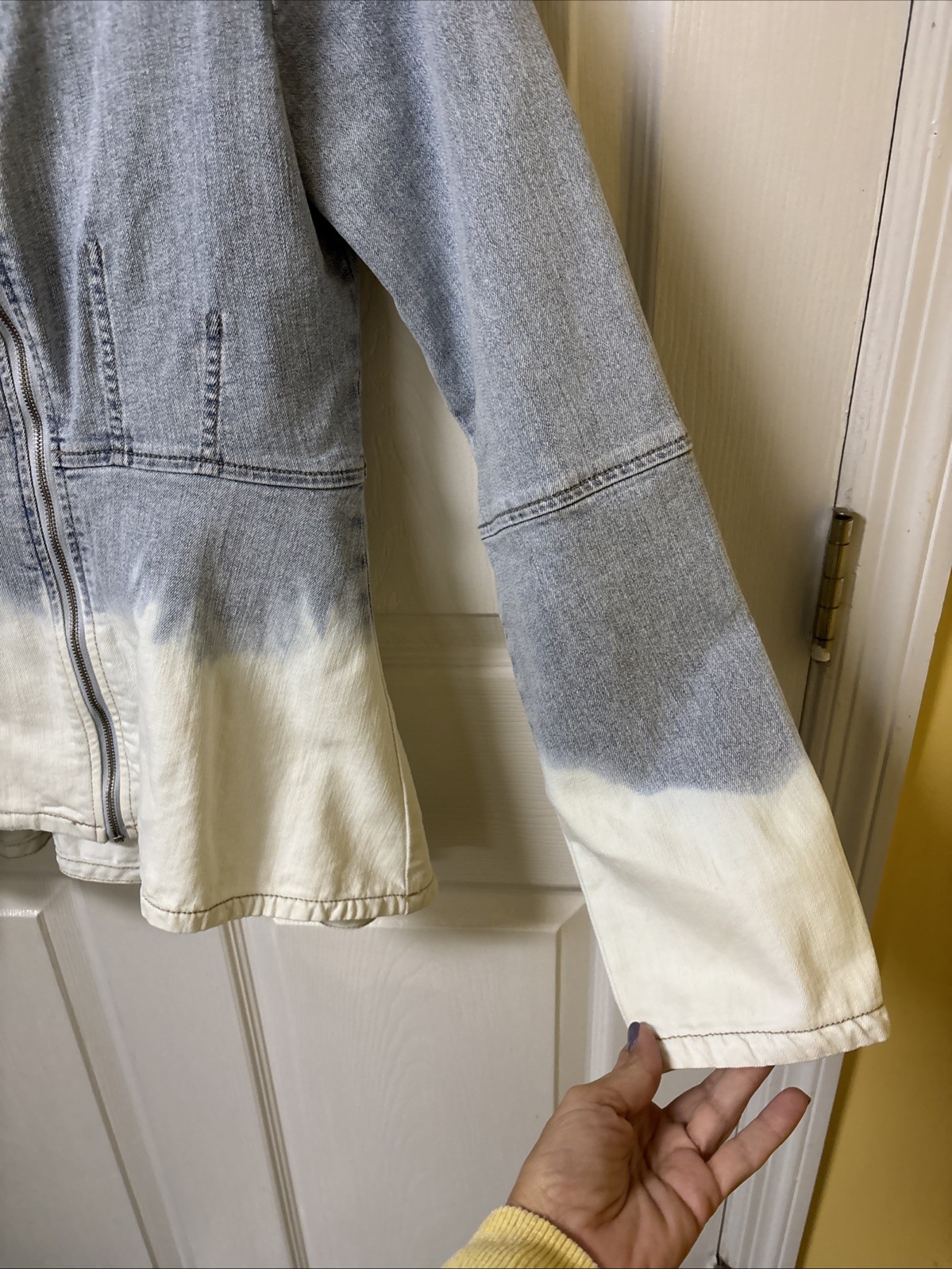 C Wonder by Christian Siriano Denim Peplum Moto Jacket Sz Large Fadeout Wash