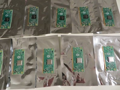  Raspberry Pi Compute Module 3 Pi CM3  eMMC  4GB 1GB LPDDR2 10 piece lot