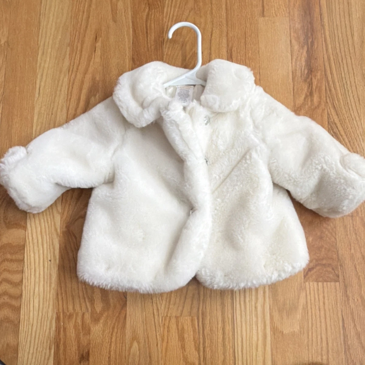 Manteau Fille Cherokee En Fausse Fourrure Ivoire, 3 Boutons, Taille 18 Mois - Neuf Sans étiquettes, Parfait Pour L'hiver !