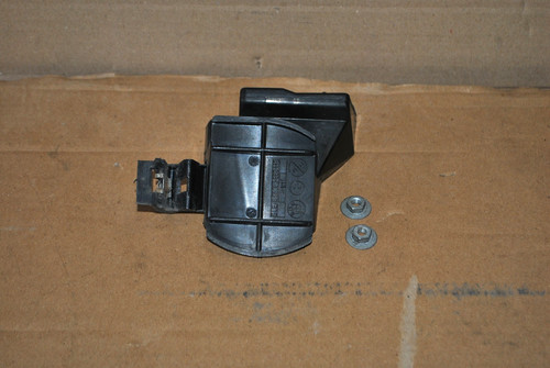 BMW 3er E46 Aufnahme Halter Halterung Führung Stoßstange hinten links 8195321