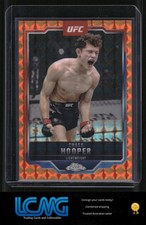 D8G 2025 Topps Chrome UFC #17 Chase Hooper Orange Geometric #/25