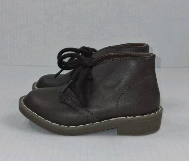 Botas con cordones The Children's Place suelas marrones sin marcas 6C Foto 3 de 4