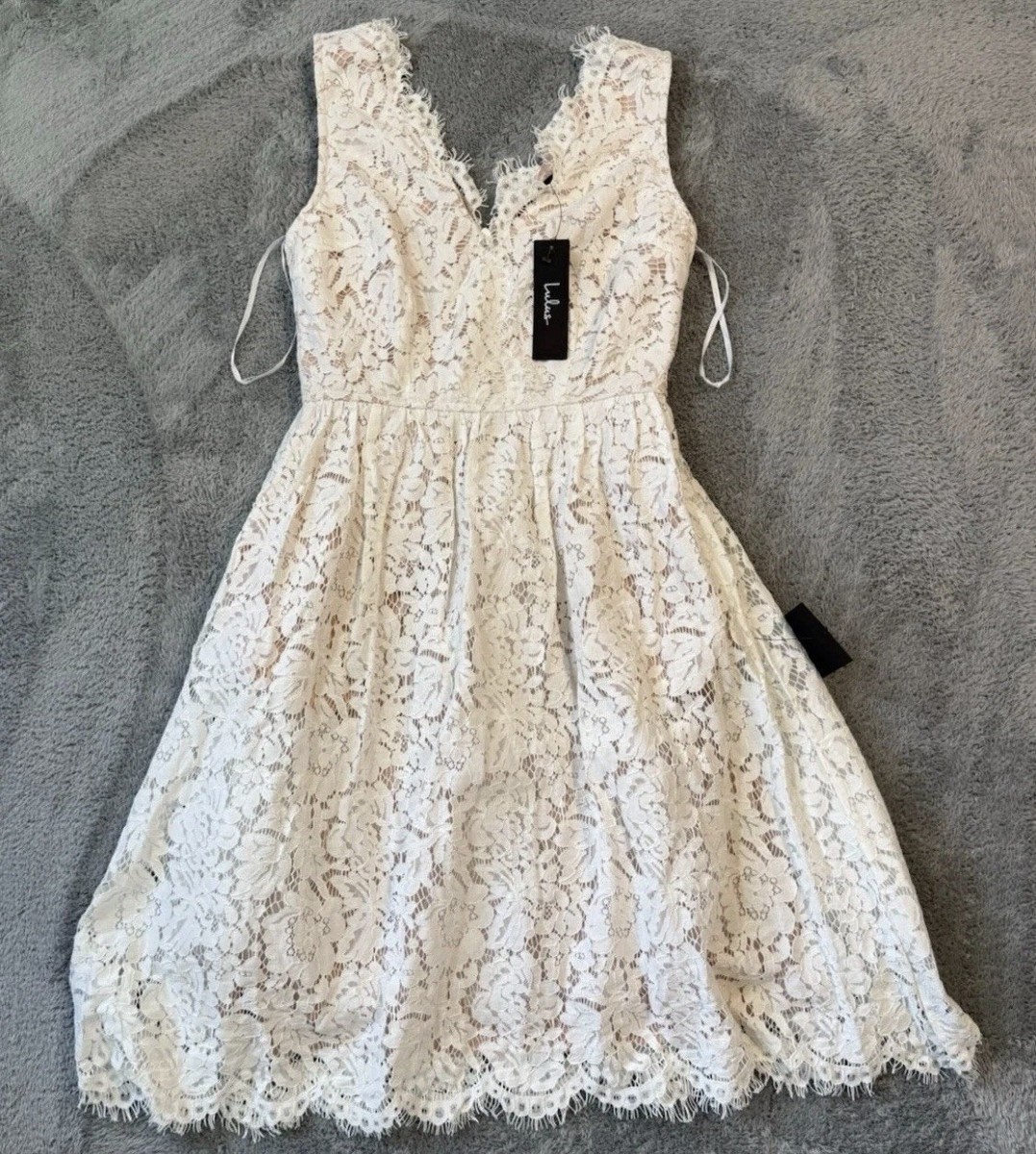 NWT Lulus Small White Lace Midi Skater Dress Bridal Shower Graduation V Neck