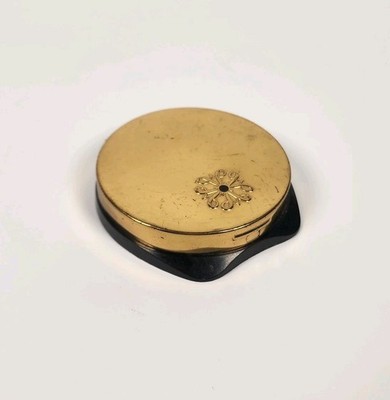 Vintage Avon Face Powder Compact w/Mirror In Color Rachel 