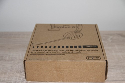 Jabra Evolve 65 MS Mono, Dongle 370, Charging Cable, Bag (6593-823-309), Mint Condition - Picture 1 of 4
