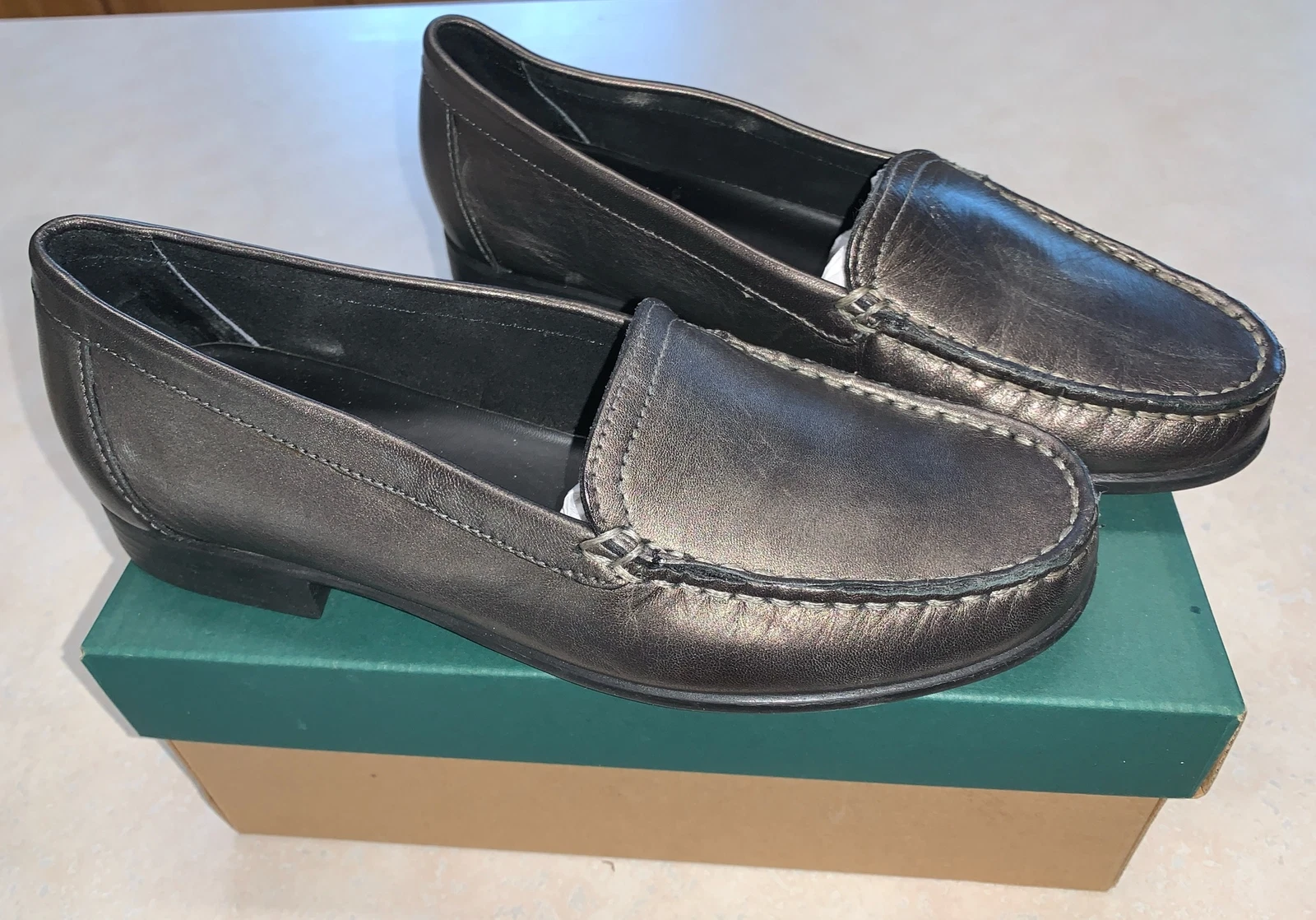 Mocassini Clarks in pelle donna 6 5 peltro metallo lunatico gemma 35674 NUOVI