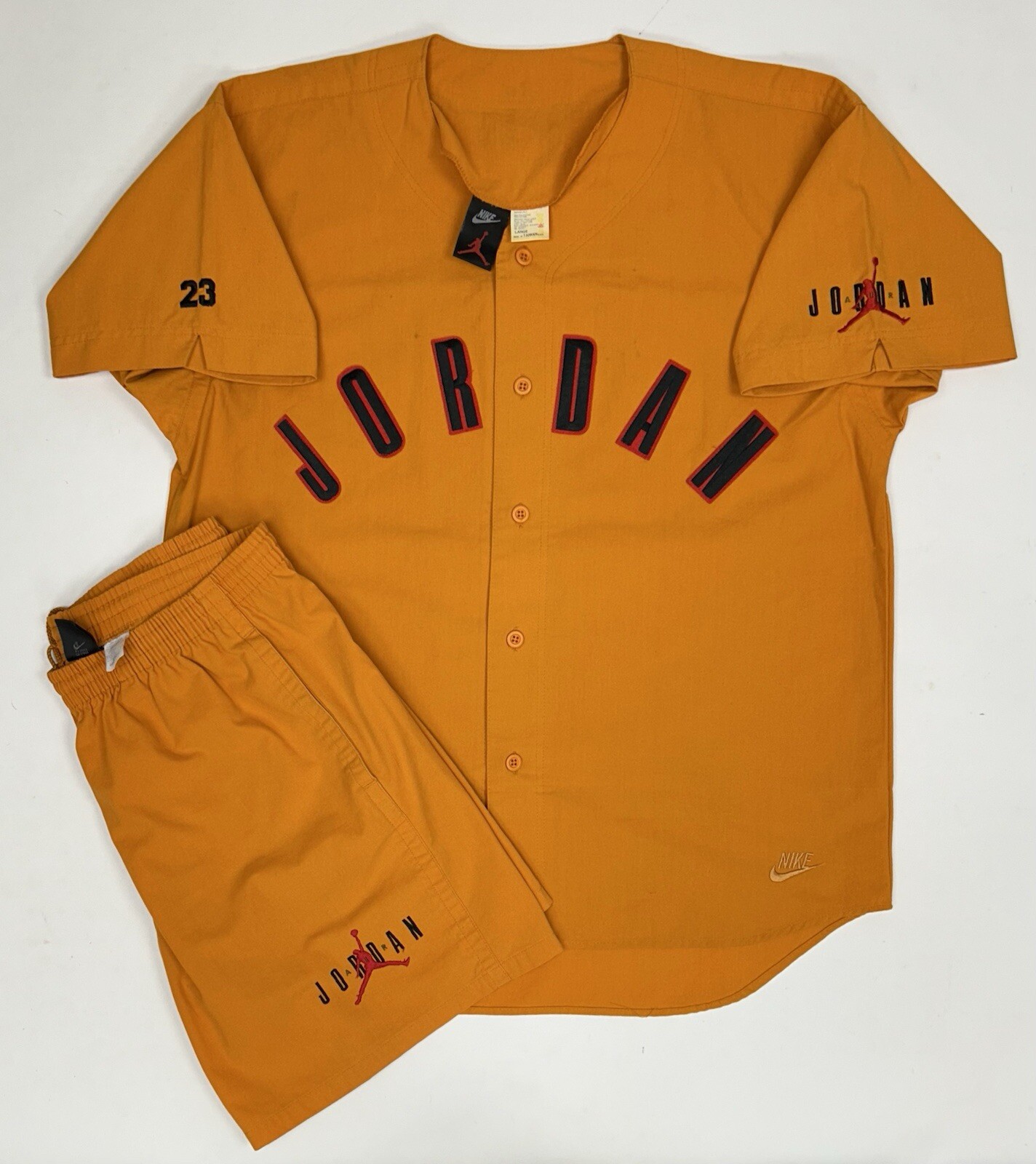 Conjunto de camiseta de béisbol y pantalones cortos a juego vintage Nike Air Jordan con logotipo Spellout L/M