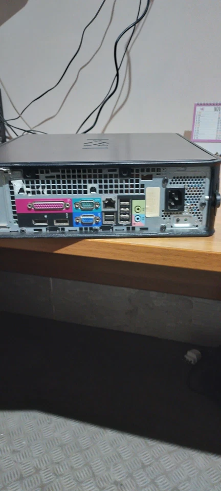 PC 07 DELL GA0404 + CPU QUAD CORE Q9400 2.66 GHZ 1333 MHZ + 6 GB DDR3 1333 MHZ - Immagine 4 di 4