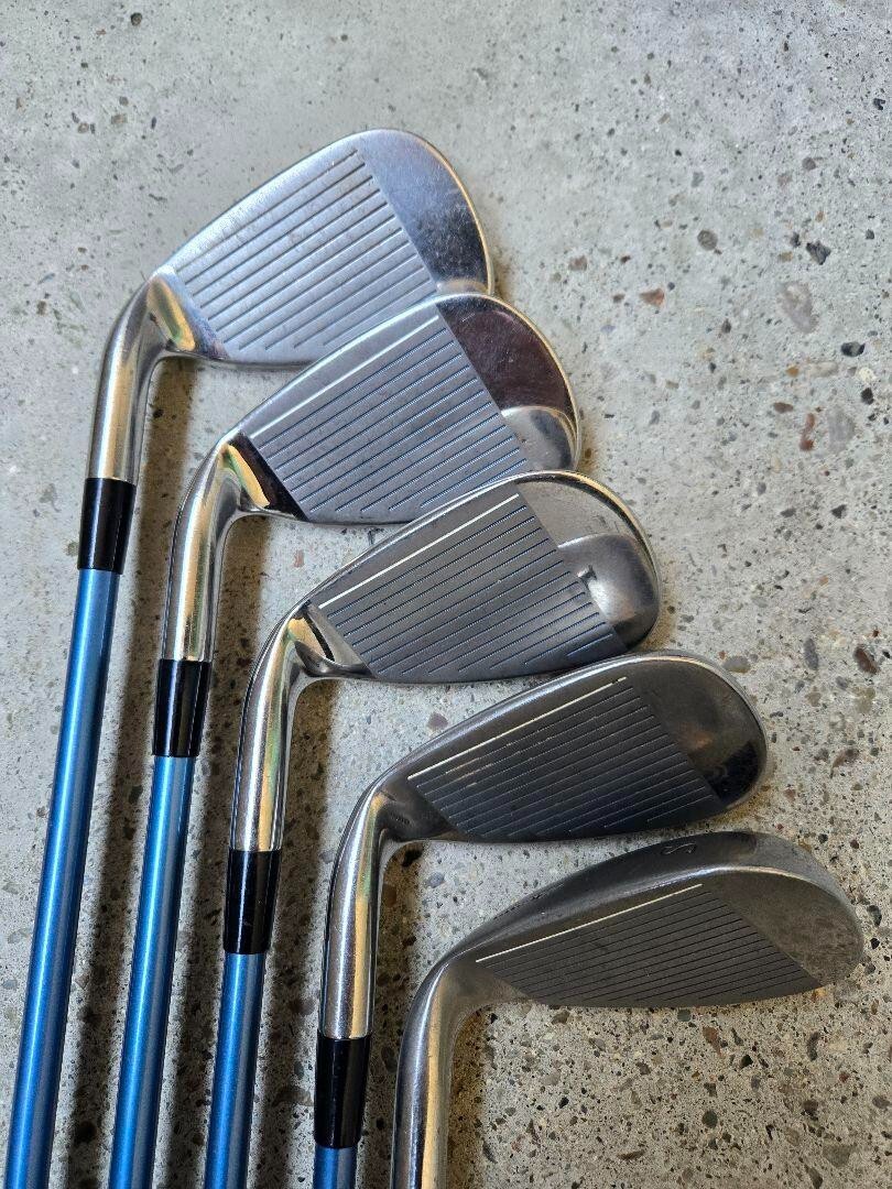 MIZUNO efil レディース ドライバー 4番ウッド Lフレックス Ladies Mizuno efil Club Set 1W 4W 7W UT 7-9i Pw Sw PT 10pc Women