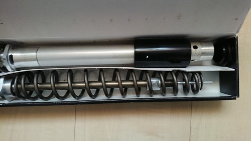 Agusta F4 Brutale Gabelfeder Feder Stoßdämpfer Dämpfersystem Set cartridge - Bild 2 von 2