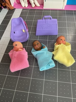 1994 Barbie So Much To Do Baby Care Center  (bag, baby carrier and 3 babies)