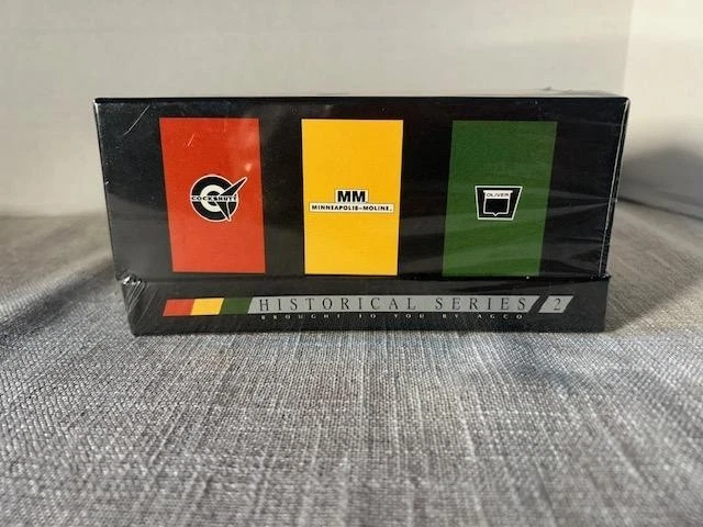 ERTL AGCO HISTORICAL SET #2 COCKSHUTT 1655 MOLINE G-750 AND OLIVER 1655 1/64 NIB - Image 3 of 4