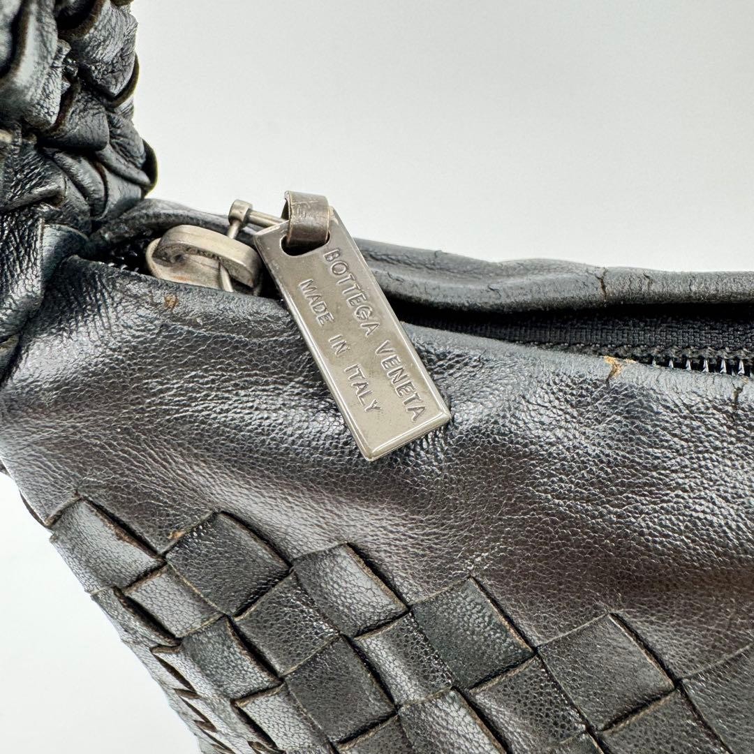 Bottega Veneta Intrecciato Leather Shoulder Bag Black Unisex With Dust Bag Used thumbnail 6