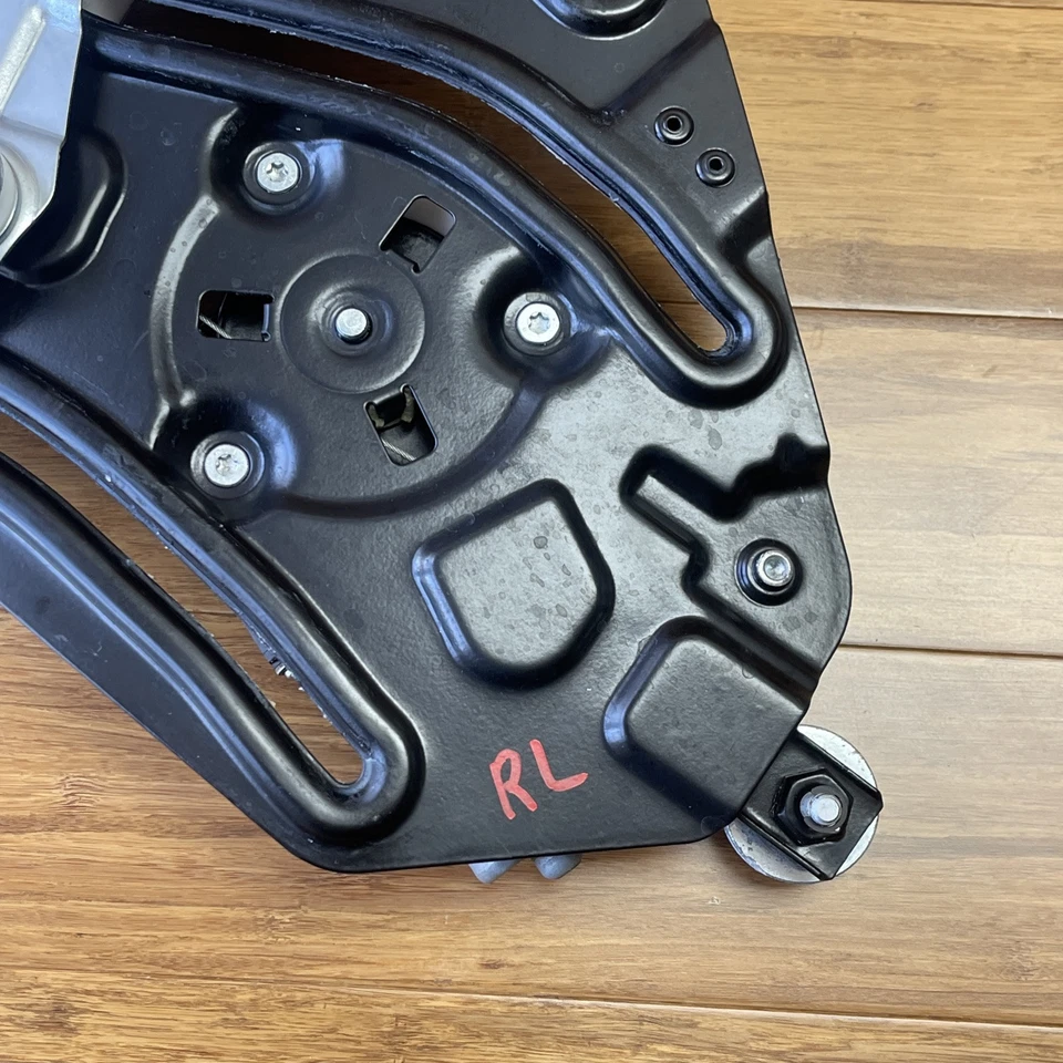 2014-2018 Ferrari California T Rear Left Window Glass Regulator Motor OEM - Image 4 of 4