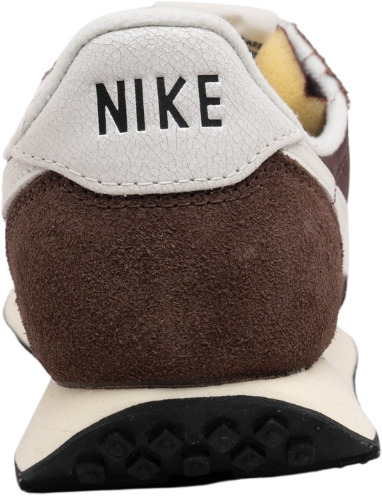 buzzy waffle sneaker