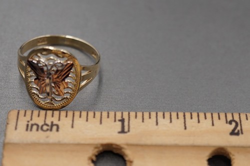 Anillo de banda de varios tonos de mariposa de corte de diamante ovalado oro amarillo liso de 10 K. Talla 8,5 - Imagen 9 de 9