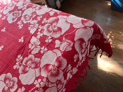 Pansies 54'' sq. victorian red damask tablecloth / 4'' fringe NU  one smudge