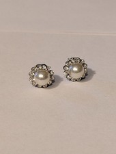 NEW Women's Stud Pearl  Gems Earrings Fashion Jewelry B3