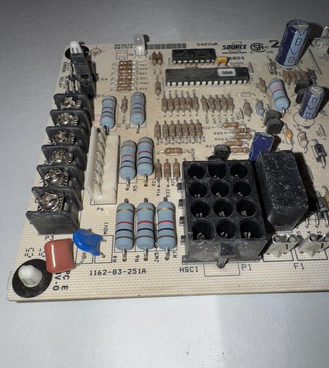 YORK 1162-83-251a Control Circuit Board 542760 Source 1 251