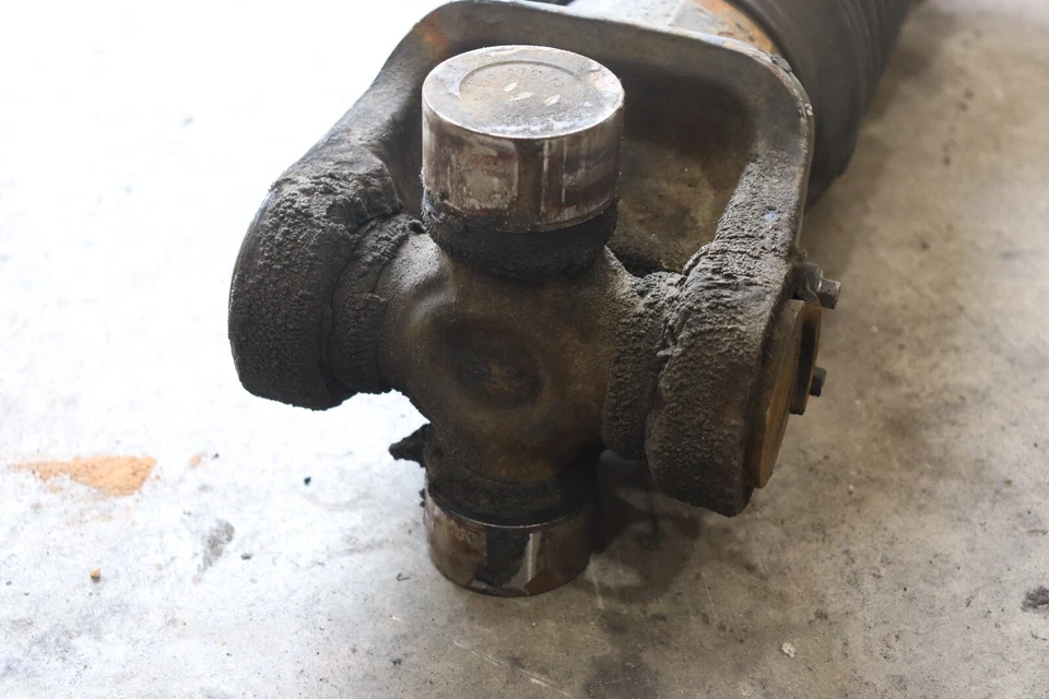 Par de amortiguadores del eje de transmisión Kenworth T680 Paccar Dana 2013-2020 170SC55008C OEM Foto 4 de 4