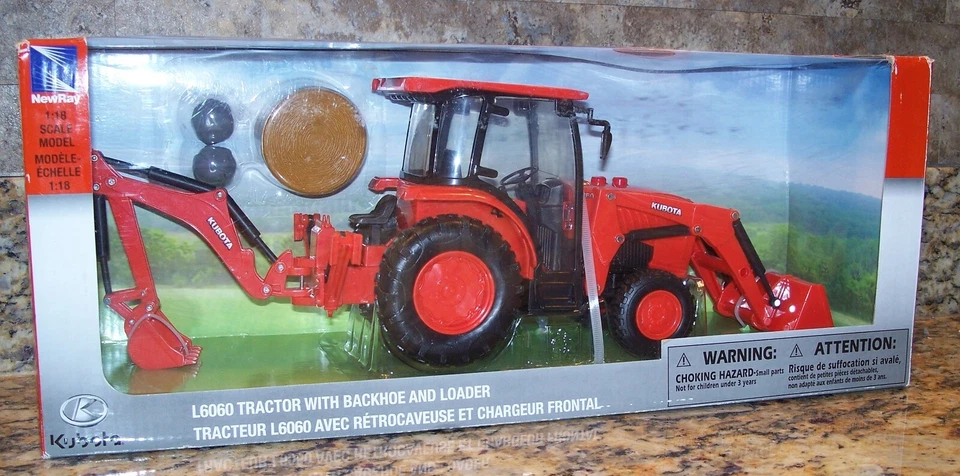Newray L6060 Tractor w/ Backhoe & Loader, Battery Operated Model, SS-33123A 1:18 - Image 3 of 4