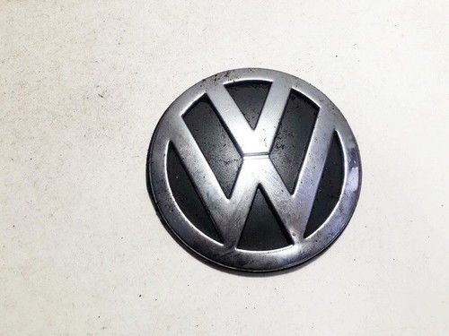 Volkswagen Polo 2003 Rear Emblem 1j6853630, Genuine #782663-03