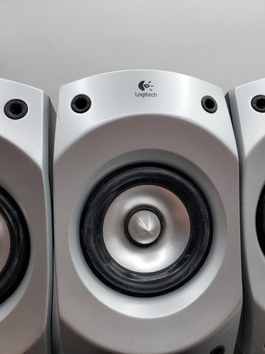 Logitech Z5300 THX Computer Speakers Set of 4 - Picture 9 of 12