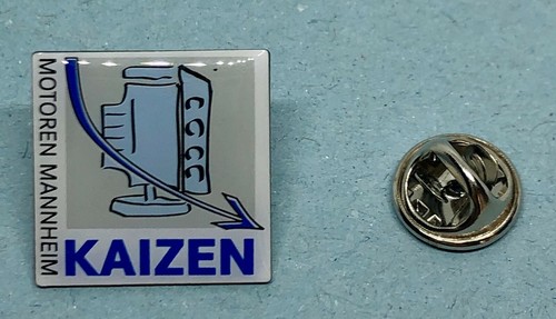 Mercedes Benz Pin Motoren Mannheim Kaizen glasiert  blau - Maße 20x20mm