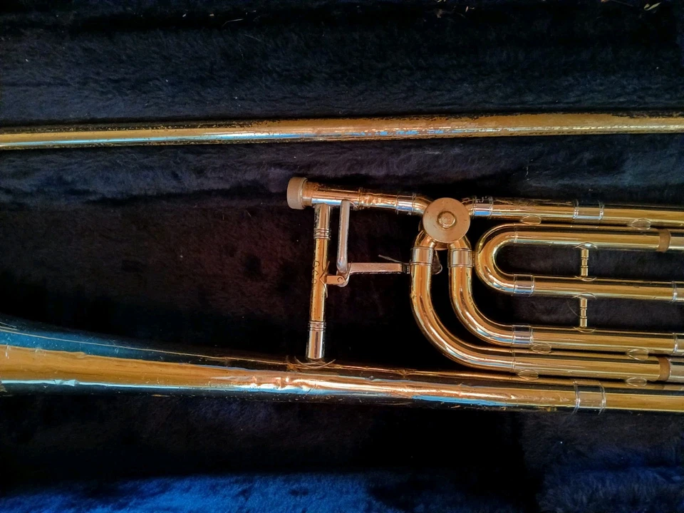 Frank Holton TR 380 F Attachment Trombone - Image 3 of 4