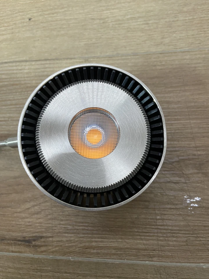 Iluminación ISO Tech MO-ISO HD 830k 30 3IN SN-LED 700MOISO8303003S-LED 700fjiso Foto 2 de 4