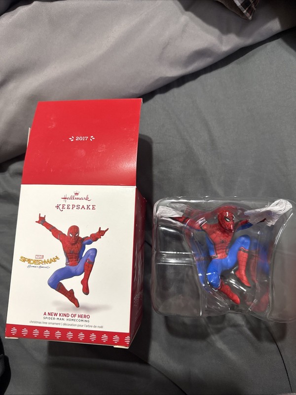 Hallmark Spider-Man Homecoming New Kind Of Hero Ornament 2017 NEW